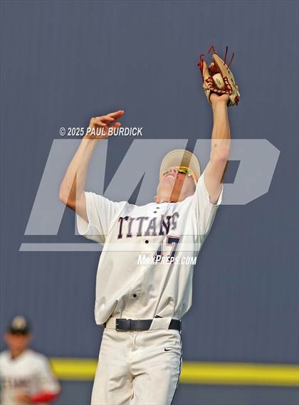Thumbnail 1 in Shaler Area vs. Upper Dublin (PIAA 5A Championship) photogallery.