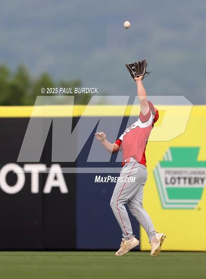 Thumbnail 3 in Shaler Area vs. Upper Dublin (PIAA 5A Championship) photogallery.