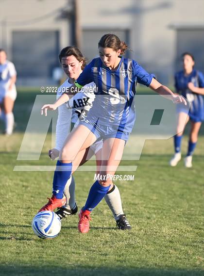 Thumbnail 1 in MacArthur [Douglas] vs Clark photogallery.