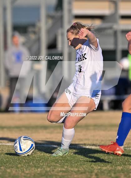 Thumbnail 3 in MacArthur [Douglas] vs Clark photogallery.