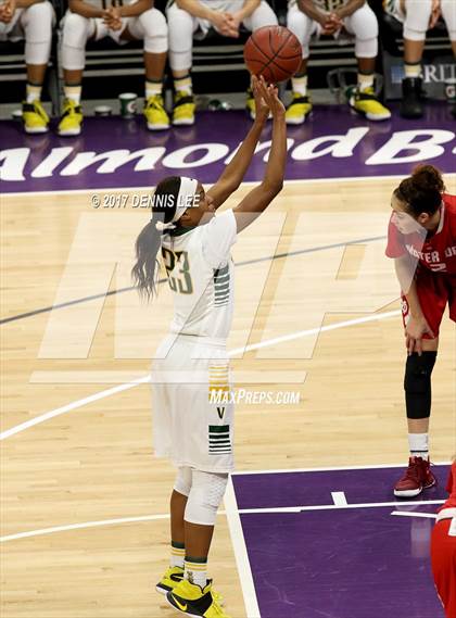 Thumbnail 3 in Mater Dei @ Vanden (CIF State Division 2 Final) photogallery.