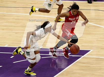 Thumbnail 2 in Mater Dei @ Vanden (CIF State Division 2 Final) photogallery.
