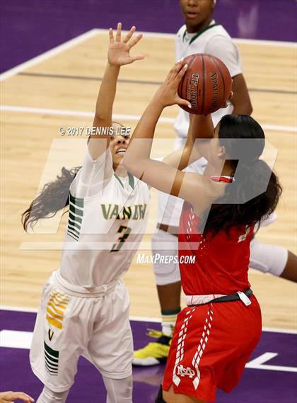 Thumbnail 1 in Mater Dei @ Vanden (CIF State Division 2 Final) photogallery.