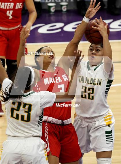 Thumbnail 1 in Mater Dei @ Vanden (CIF State Division 2 Final) photogallery.