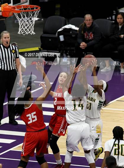 Thumbnail 3 in Mater Dei @ Vanden (CIF State Division 2 Final) photogallery.
