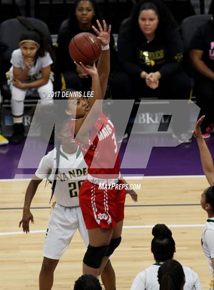 Thumbnail 3 in Mater Dei @ Vanden (CIF State Division 2 Final) photogallery.