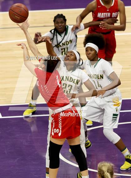 Thumbnail 3 in Mater Dei @ Vanden (CIF State Division 2 Final) photogallery.