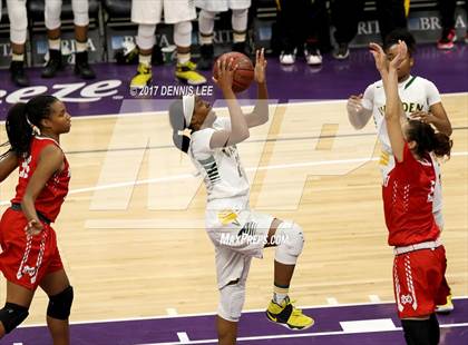 Thumbnail 2 in Mater Dei @ Vanden (CIF State Division 2 Final) photogallery.