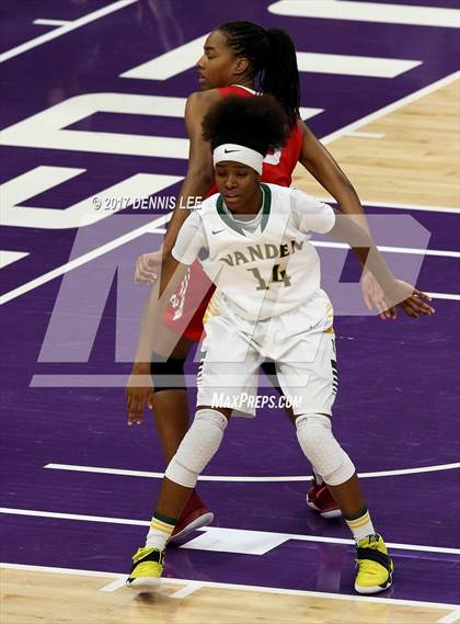 Thumbnail 3 in Mater Dei @ Vanden (CIF State Division 2 Final) photogallery.