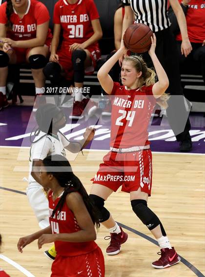 Thumbnail 2 in Mater Dei @ Vanden (CIF State Division 2 Final) photogallery.
