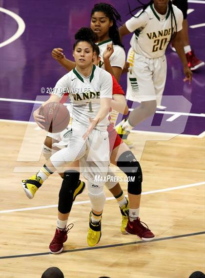 Thumbnail 1 in Mater Dei @ Vanden (CIF State Division 2 Final) photogallery.
