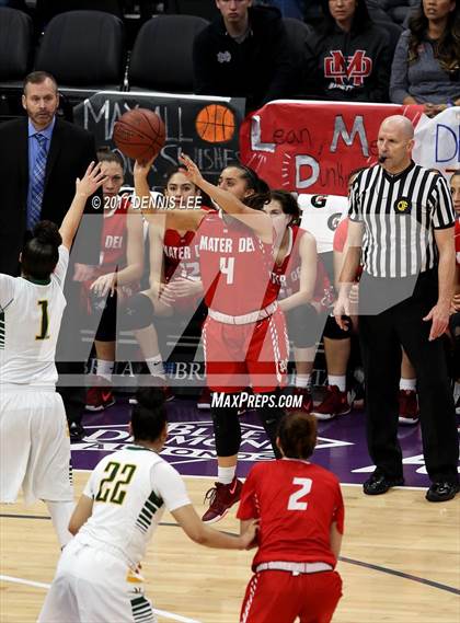 Thumbnail 1 in Mater Dei @ Vanden (CIF State Division 2 Final) photogallery.