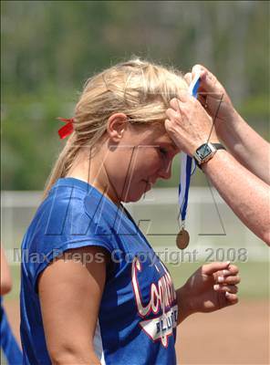 Thumbnail 2 in Coginchaug vs. Lyman Memorial (CIAC Class S Final) photogallery.