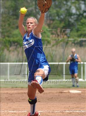 Thumbnail 3 in Coginchaug vs. Lyman Memorial (CIAC Class S Final) photogallery.