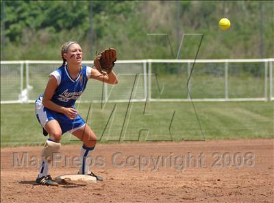 Thumbnail 3 in Coginchaug vs. Lyman Memorial (CIAC Class S Final) photogallery.