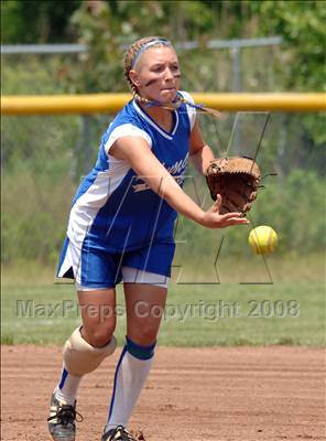 Thumbnail 2 in Coginchaug vs. Lyman Memorial (CIAC Class S Final) photogallery.
