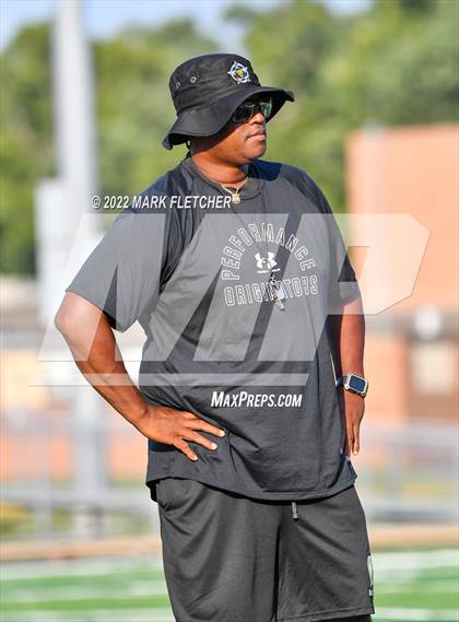 Thumbnail 3 in Seneca @ Deptford (Scrimmage) photogallery.