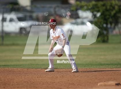 Thumbnail 1 in El Modena @ Esperanza photogallery.