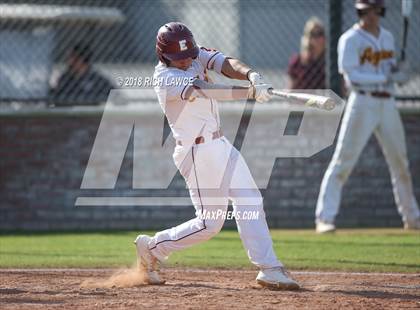 Thumbnail 2 in El Modena @ Esperanza photogallery.