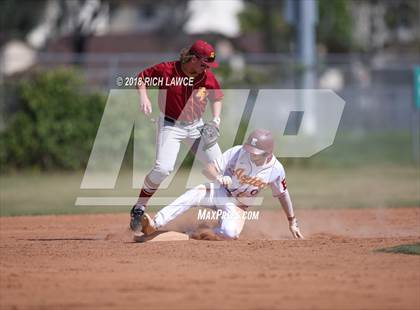 Thumbnail 2 in El Modena @ Esperanza photogallery.