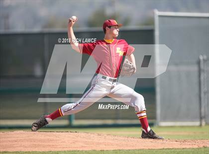 Thumbnail 1 in El Modena @ Esperanza photogallery.