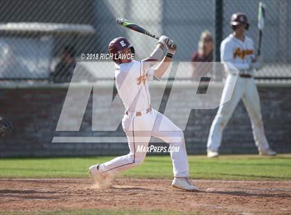 Thumbnail 1 in El Modena @ Esperanza photogallery.