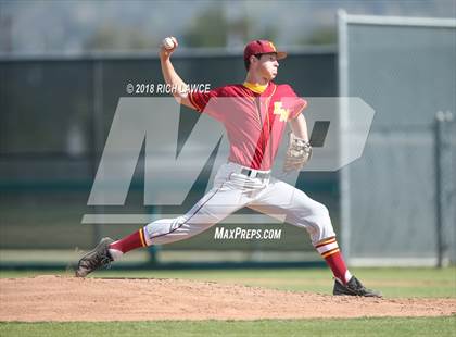 Thumbnail 1 in El Modena @ Esperanza photogallery.