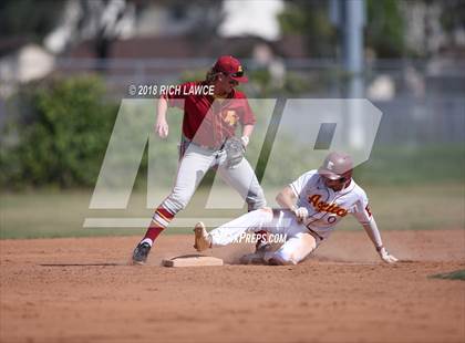 Thumbnail 1 in El Modena @ Esperanza photogallery.