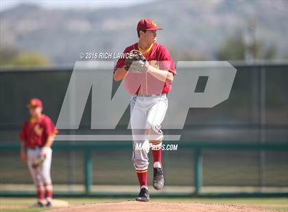Thumbnail 2 in El Modena @ Esperanza photogallery.