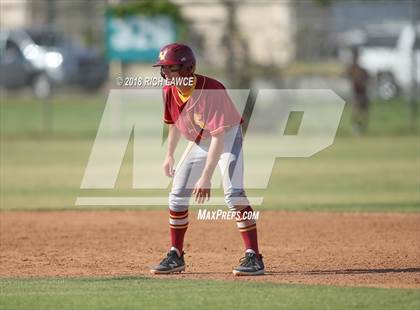 Thumbnail 1 in El Modena @ Esperanza photogallery.