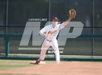 Thumbnail 1 in El Modena @ Esperanza photogallery.