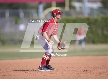 Thumbnail 2 in El Modena @ Esperanza photogallery.
