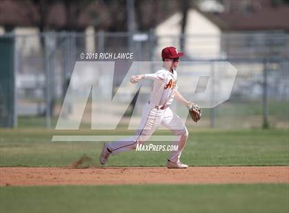 Thumbnail 2 in El Modena @ Esperanza photogallery.