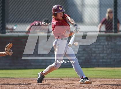 Thumbnail 2 in El Modena @ Esperanza photogallery.