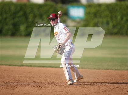 Thumbnail 3 in El Modena @ Esperanza photogallery.