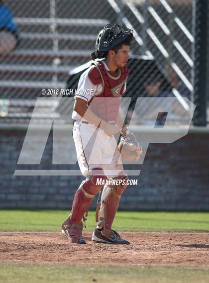 Thumbnail 1 in El Modena @ Esperanza photogallery.