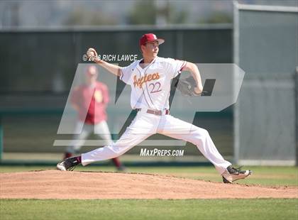 Thumbnail 1 in El Modena @ Esperanza photogallery.