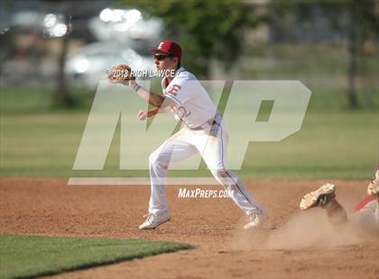 Thumbnail 2 in El Modena @ Esperanza photogallery.