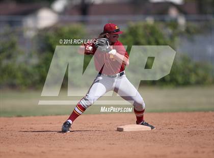 Thumbnail 2 in El Modena @ Esperanza photogallery.