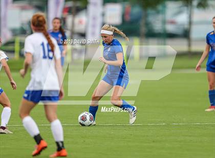 Thumbnail 3 in Duchesne vs. St. Vincent (MSHSAA Class 1 Championship) photogallery.