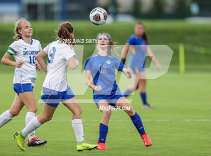 Thumbnail 1 in Duchesne vs. St. Vincent (MSHSAA Class 1 Championship) photogallery.