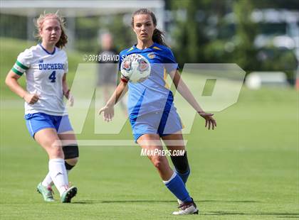 Thumbnail 1 in Duchesne vs. St. Vincent (MSHSAA Class 1 Championship) photogallery.