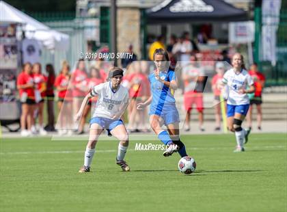 Thumbnail 1 in Duchesne vs. St. Vincent (MSHSAA Class 1 Championship) photogallery.