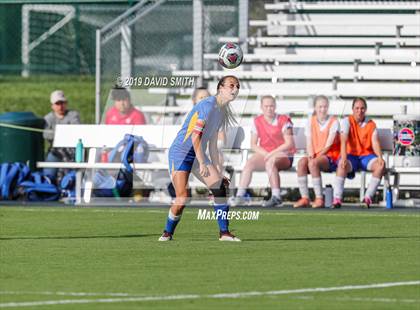 Thumbnail 2 in Duchesne vs. St. Vincent (MSHSAA Class 1 Championship) photogallery.