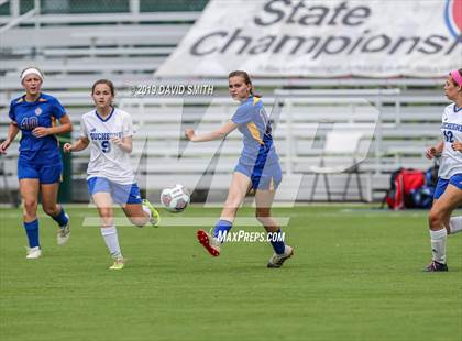 Thumbnail 2 in Duchesne vs. St. Vincent (MSHSAA Class 1 Championship) photogallery.
