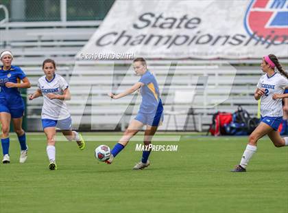 Thumbnail 1 in Duchesne vs. St. Vincent (MSHSAA Class 1 Championship) photogallery.