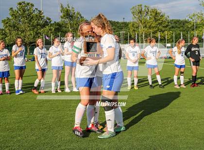 Thumbnail 2 in Duchesne vs. St. Vincent (MSHSAA Class 1 Championship) photogallery.