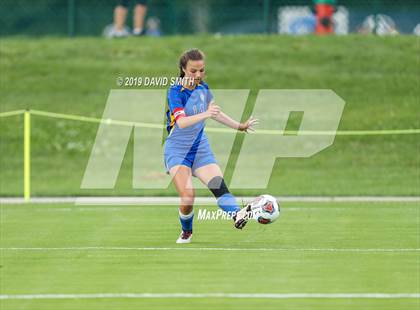 Thumbnail 3 in Duchesne vs. St. Vincent (MSHSAA Class 1 Championship) photogallery.