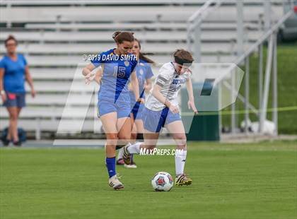Thumbnail 2 in Duchesne vs. St. Vincent (MSHSAA Class 1 Championship) photogallery.