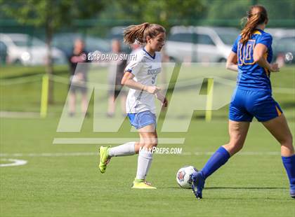 Thumbnail 2 in Duchesne vs. St. Vincent (MSHSAA Class 1 Championship) photogallery.
